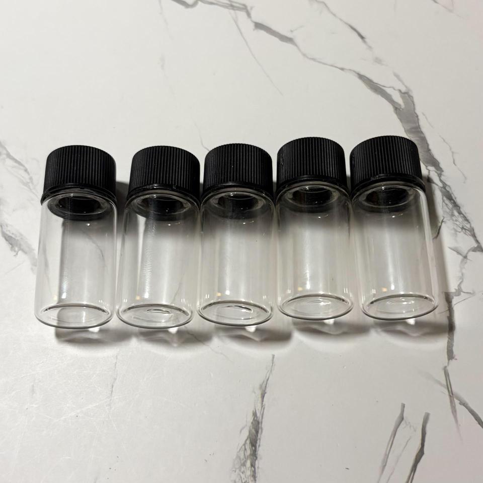 CLEARANCE: 5ml Clear Bottles 5 Count