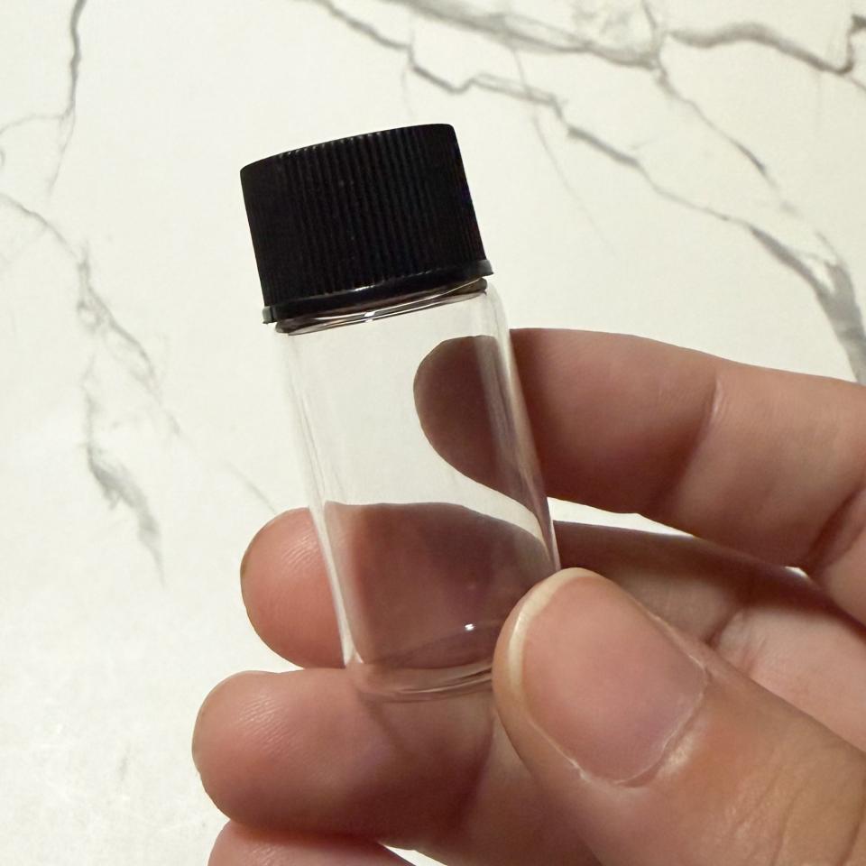CLEARANCE: 5ml Clear Bottles 5 Count