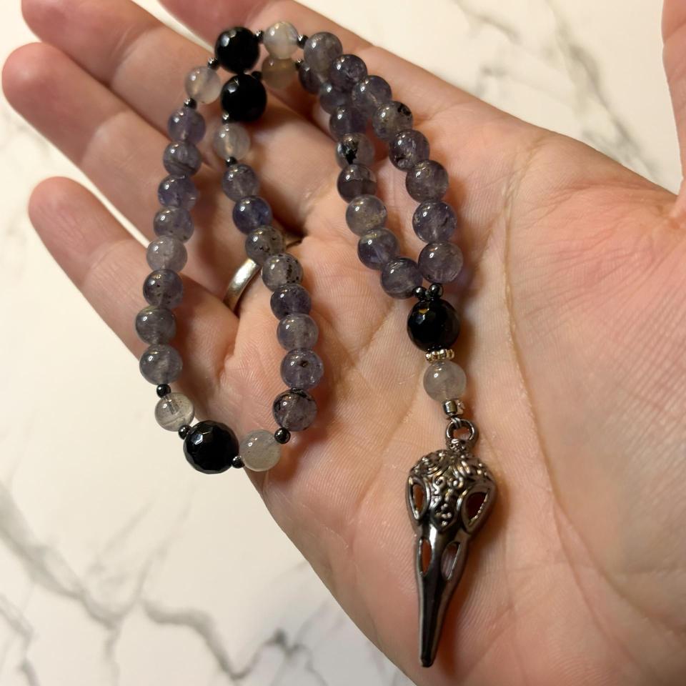 Iolite and Onyx Odin Pocket Prayer Beads