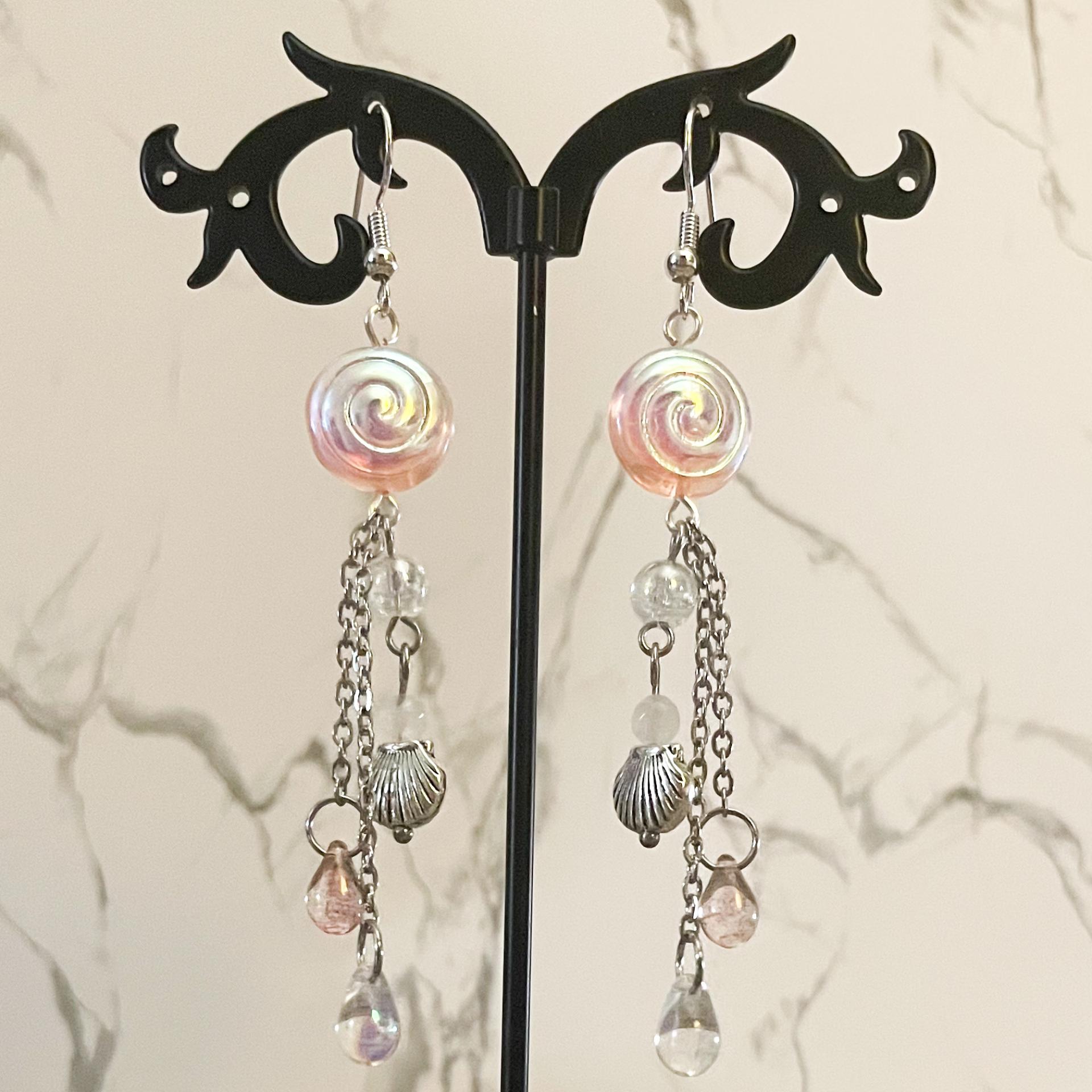 Aphrogeneia: Aphrodite Earrings
