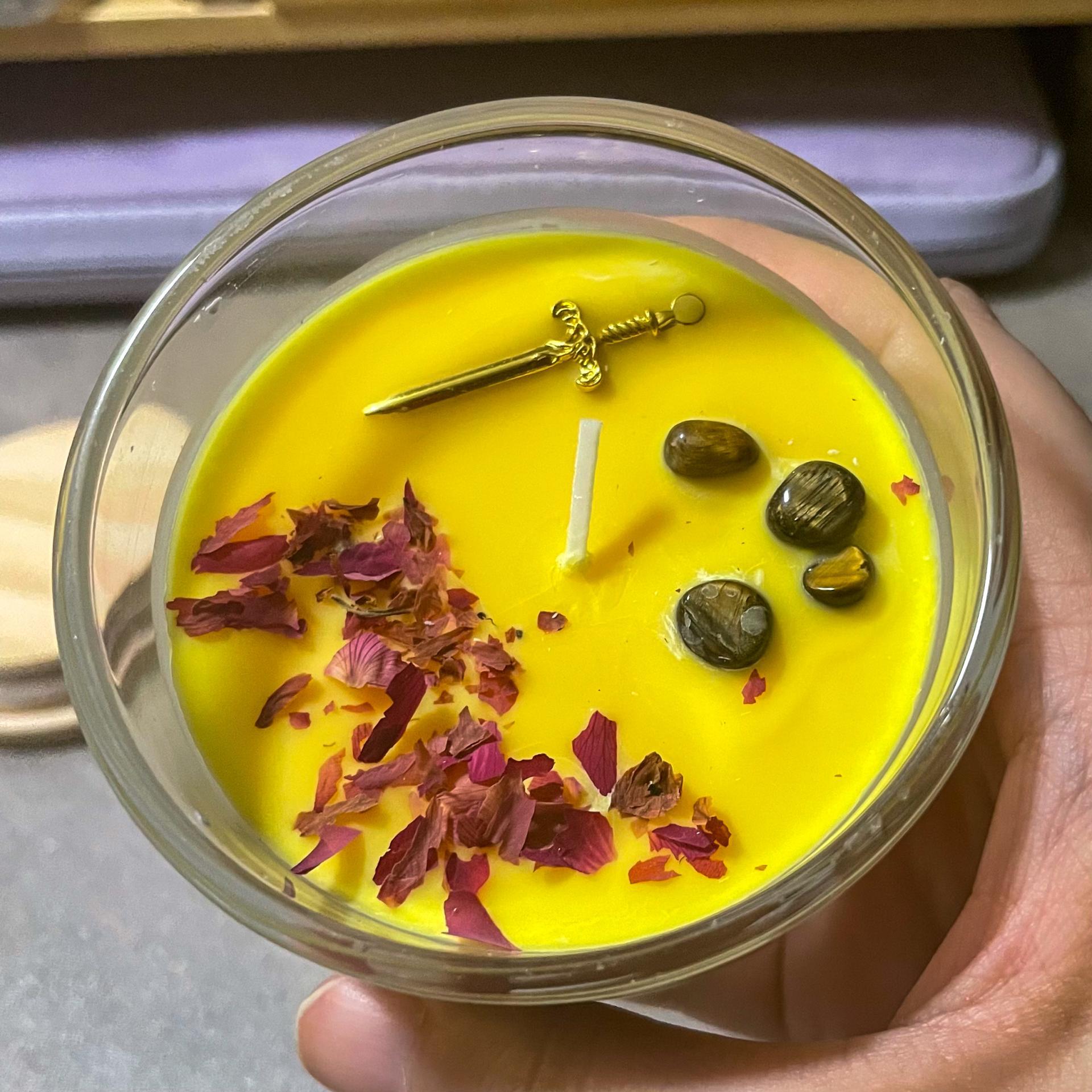 CLEARANCE: 4oz Freyja Candle (Display Unit)
