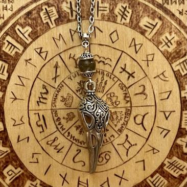 Simplistic Devotional Necklace for The Morrigan 